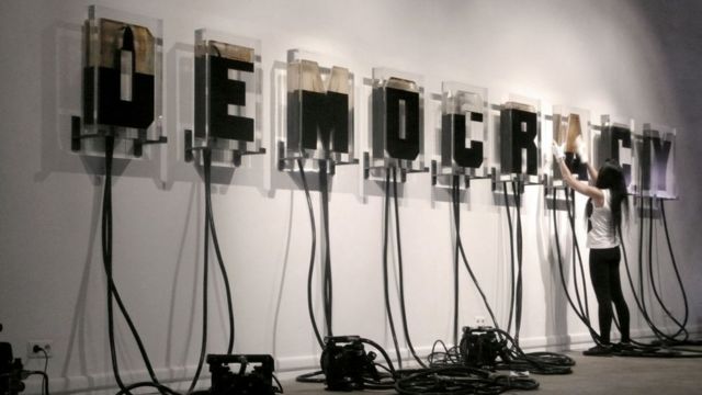 Нефть - язык власти и кровь современной политики