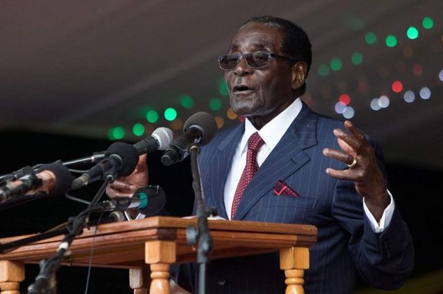 Le président Mugabe offre 60 000 $ à sa belle-sœur