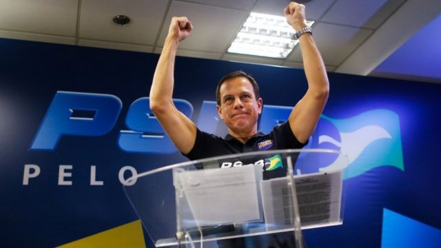 Um dos pontos positivos de Doria apontados por cientistas políticos é postura dele durante a pandemia