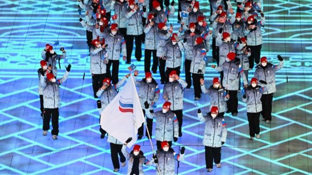 Российские спортсмены на церемонии открытия игр