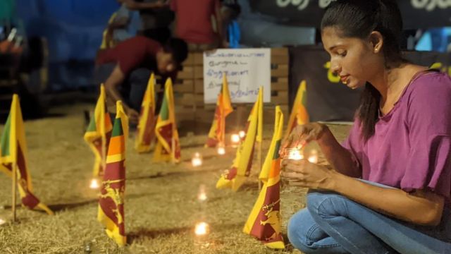 Protesters with empty faces