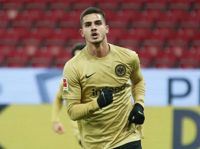 Mshambuliaji huyo ameifungia Frankfurt magoli 30