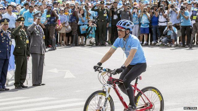 Thai Crown Prince Maha Vajiralongkorn Leads Bike For Mom Ride Bbc News 