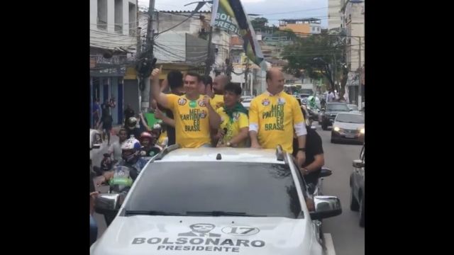 Flávio Bolsonaro e Witzel em campanha