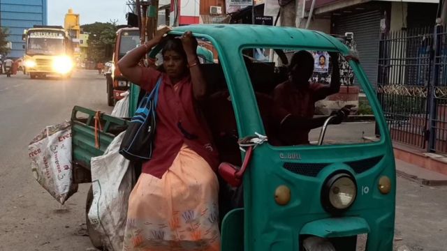 துப்புரவு பணியாளர்