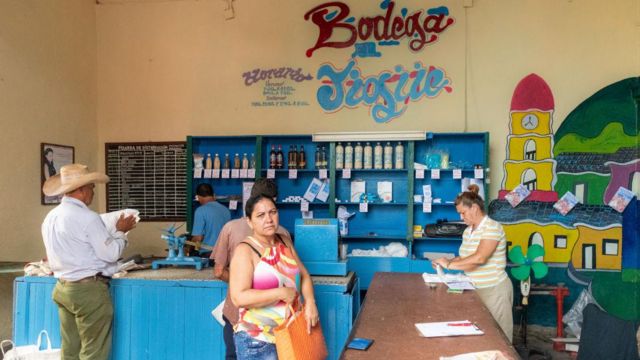 Küba'da bir market 
