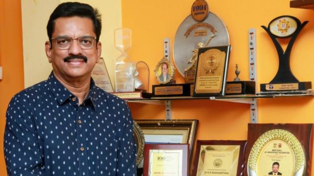 அனைத்திந்திய உற்பத்தியாளர்கள் சங்கத்தின் தேசியத் தலைவர் ரகுநாதன்