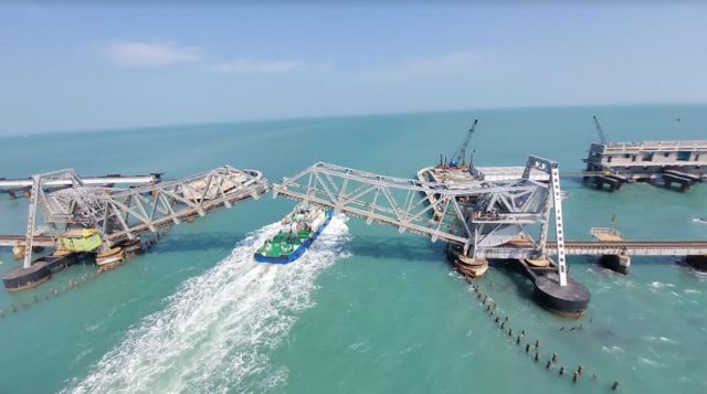 பாம்பன் பாலம்