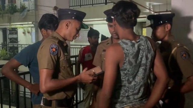 இலங்கையில் 8000 பேர் கைது