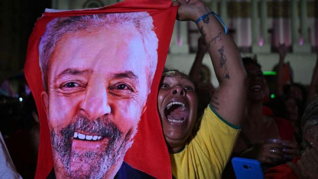 Lula destekçisi.