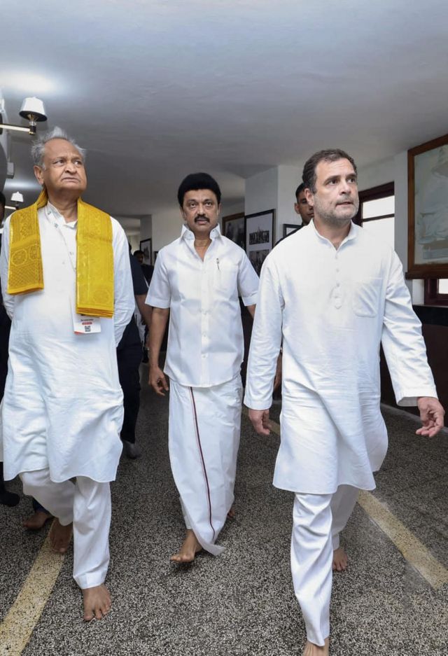 ஸ்டாலின்