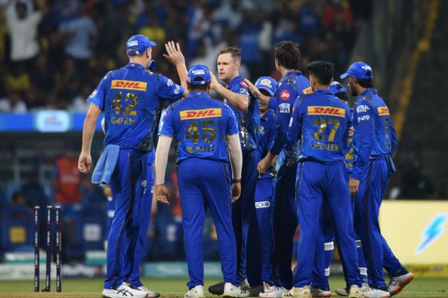 மும்பை இந்தியன்ஸ் திரில் வெற்றி