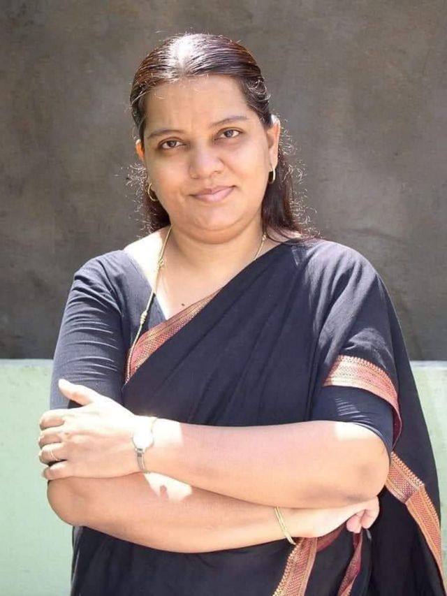 வழக்கறிஞர் அருள்மொழி