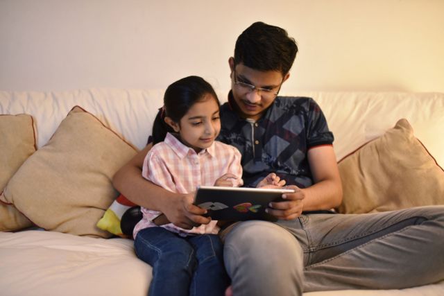 டிஜிட்டல் புத்தகங்களை வாசிப்பதால் மூளையில் ஏற்படும் ஆபத்தான விளைவுகள் என்ன?