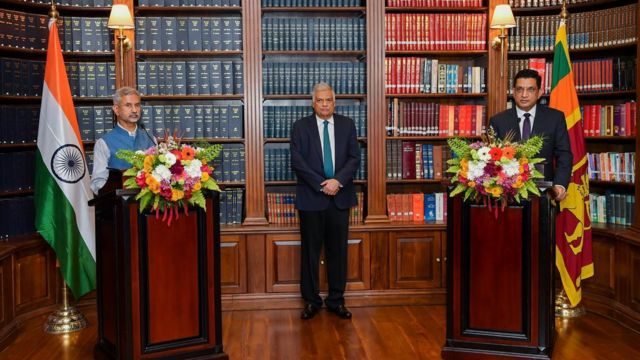 'தமிழர்கள் கோரும் 13வது திருத்தத்தை நடைமுறைப்படுத்தியே தீருவேன்" - ஜனாதிபதி அதிரடி அறிவிப்பு