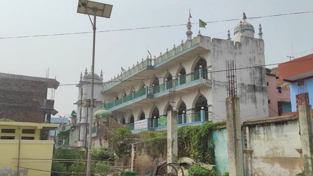 ஜனக்புரி மசூதி