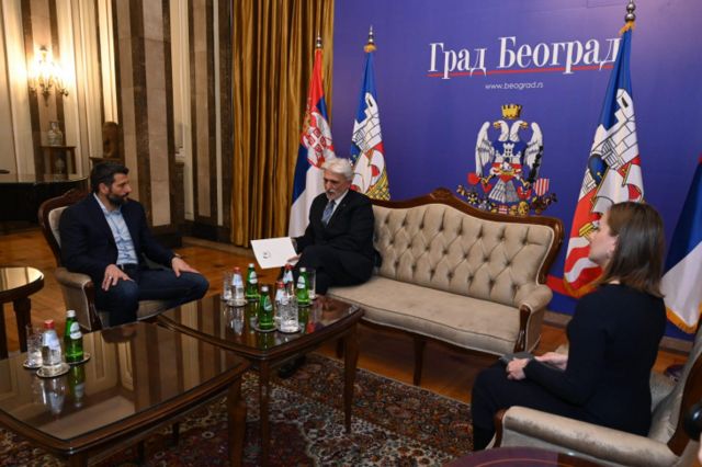 Шапіч та Толкач
