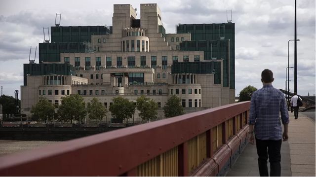 Trụ sở MI6 tại trung tâm London 