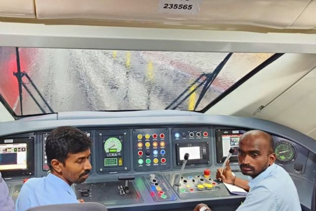 வந்தே பாரத் ரயில்
