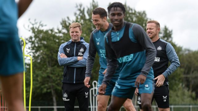 Eddie Howe watches training