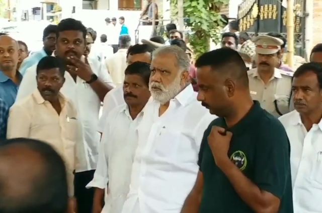 டிஐஜி விஜயகுமார்