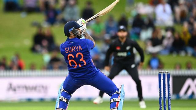 இந்திய அணியை இறுதி வரை இழுத்துச் சென்ற சூர்யகுமார்: வெற்றியை கைப்பற்றிய இலங்கையின் பவர் பிளே