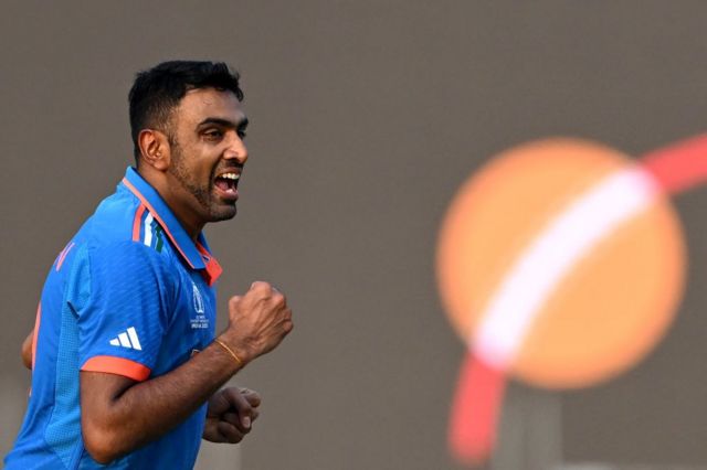 இந்தியா - ஆஸ்திரேலியா மோதல்