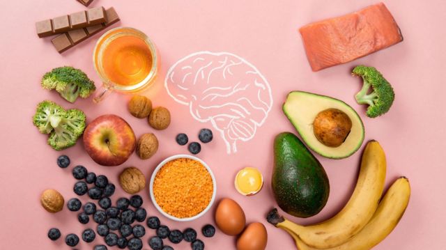 உணவுக்கும் மூளைக்கும் என்ன தொடர்பு?