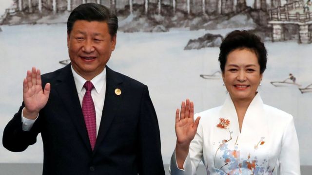 Xi and his wife 