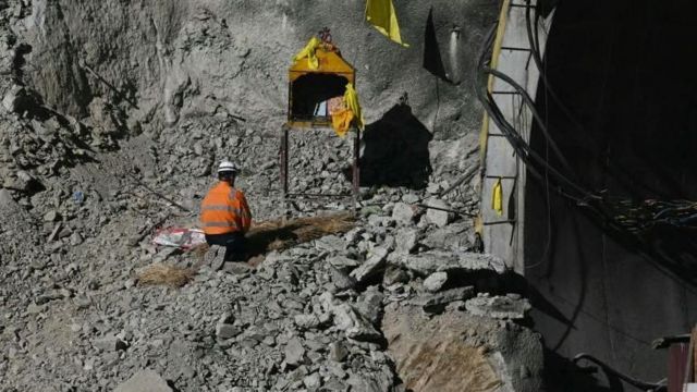 உத்தராகண்ட் சுரங்கப்பாதை விபத்து