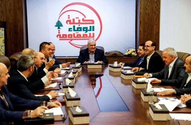 Hizbullah'ın Lübnan parlamentosundaki milletvekilleri 2019 yılındaki bir toplantı sırasında 