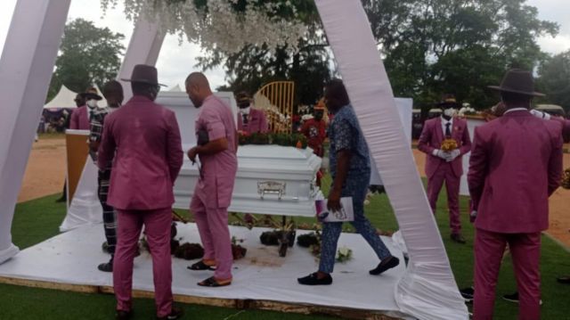 Osinachi Nwachukwu burial