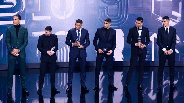 கால்பந்து, மெஸ்ஸி, எம்பாப்பே