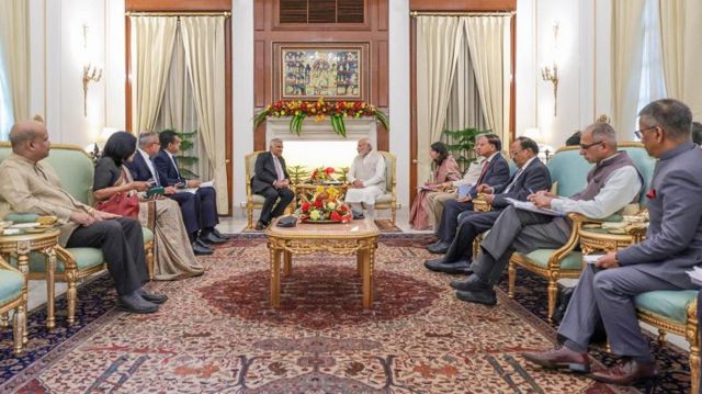 அதானிக்கு மட்டும்தான் லாபமா?