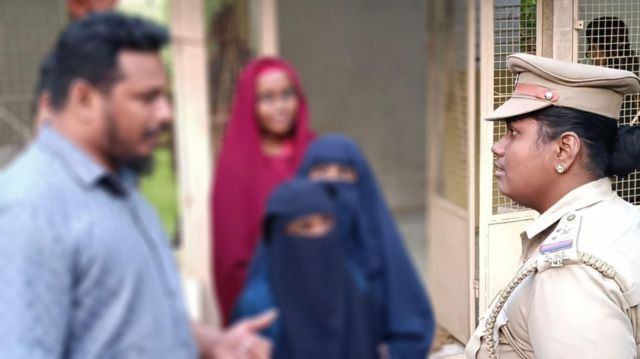 கோவையில் முஸ்லிம் மாணவியிடம் வெறுப்புப் பேச்சு