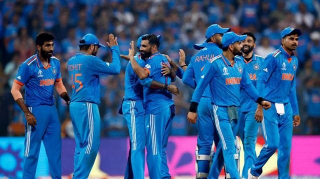 உலகக்கோப்பை: இந்தியா vs ஆஸ்திரேலியா - பாகிஸ்தான் வீரர்கள் கூறுவது என்ன?