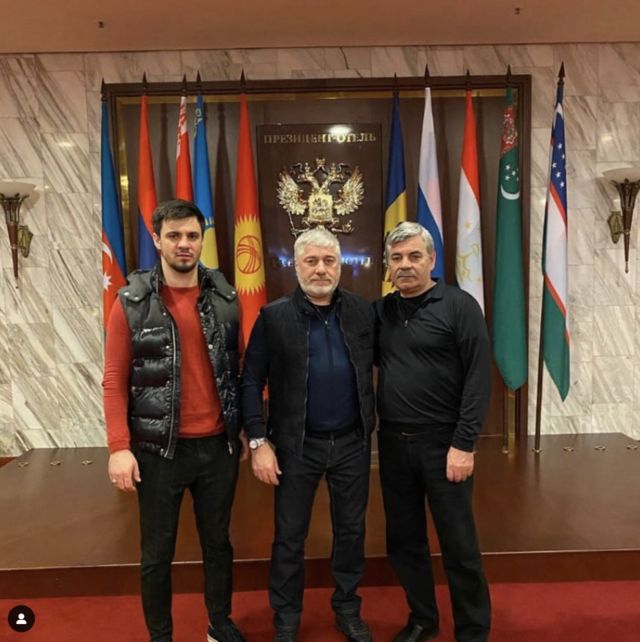 Алаш Дадашов, его отец Асламбек Дадашов и сенатор Геремеев 