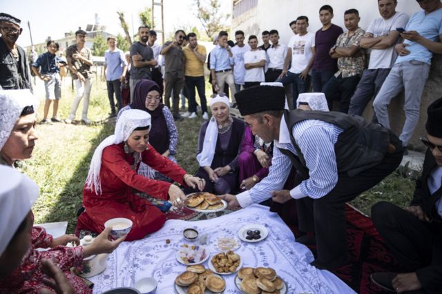 Ван кыргыздарынын көчүп келишинин 40-жылы - BBC News Кыргыз Кызматы