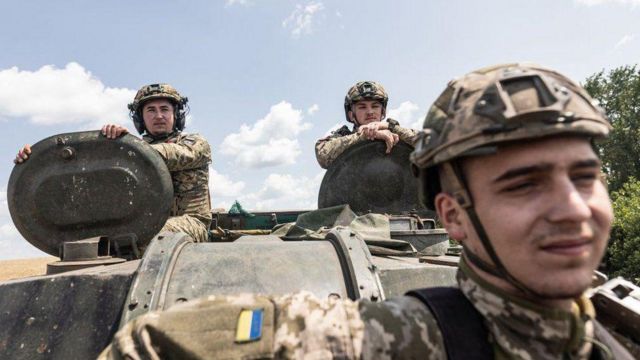 Soldados ucranianos na região de Donetsk, Ucrânia