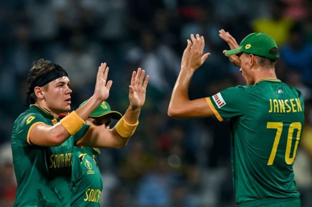 தென் ஆப்ரிக்கா vs வங்கதேசம்