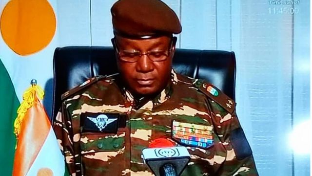 General Abdourahmane Tchiani profile: Who be di general wey declare ...