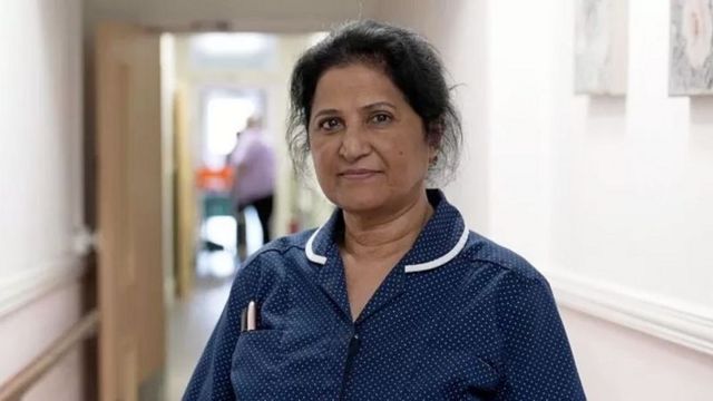 Vidia Ruhomually, mulher que contrata muitos trabalhadores da Índia em sua casa de saúde
