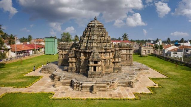 வட மற்றும் தென்னிந்திய கோவில்களின் கட்டிடக்கலை