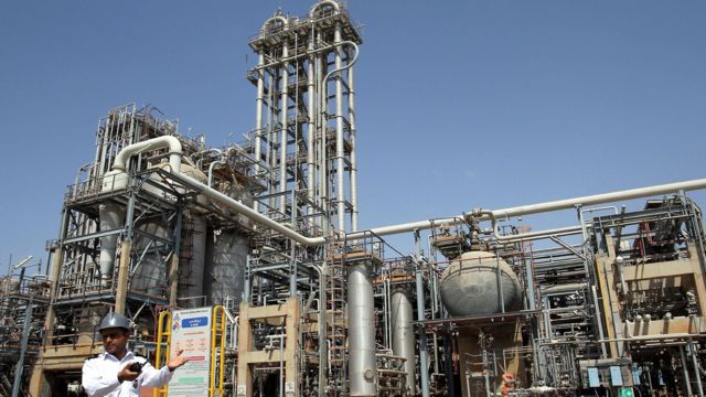 مجتمع پتروشیمی ماهشهر در استان خوزستان در جنوب غربی ایران
