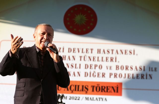Erdoğan, başörtüsü için referandum çağrısında bulundu - BBC News Türkçe