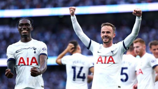 Tottenham Hotspur 2-0 Fulham: Son Heung-min and James Maddison send Spurs  top - BBC Sport