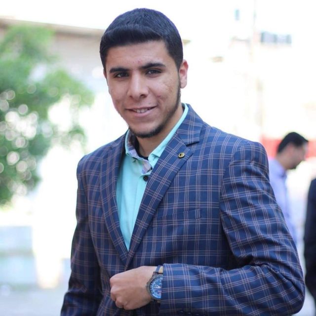 الصحفي محمد فايز أبو مطر