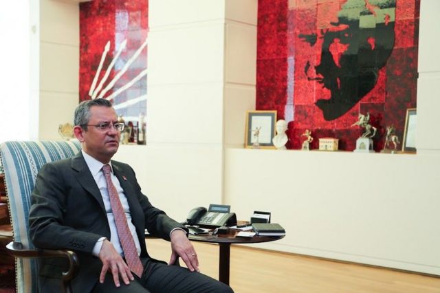 Özgür Özel