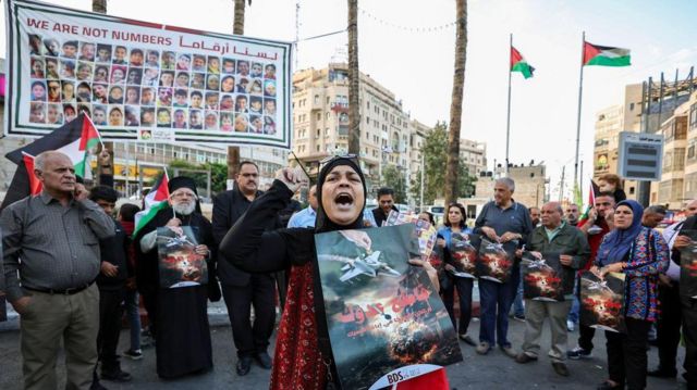 Protesta de ciudadanos en Cisjordania en contra de la ocupación israelí.