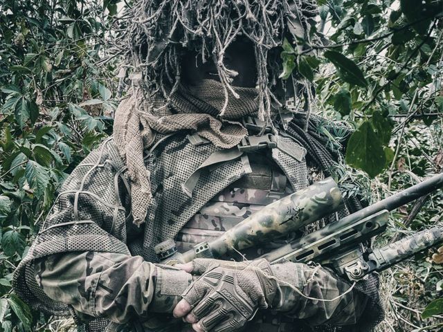 Mais fotografias de armas de ”snipers” russos em Donbas